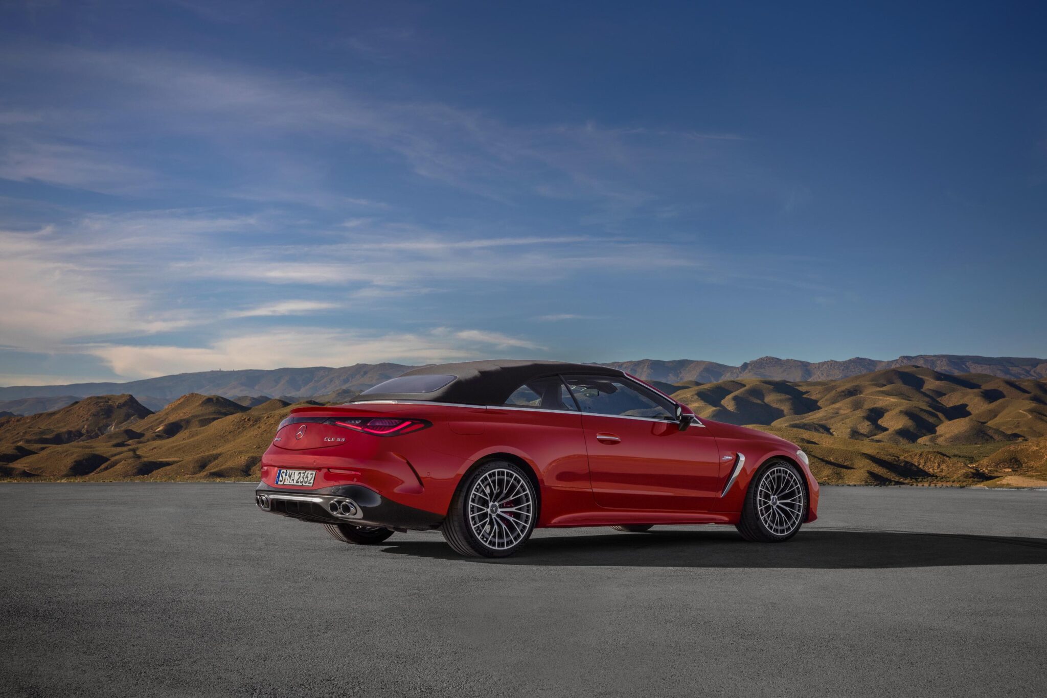 2025 Mercedes AMG CLE 53 Cabriolet 14 scaled