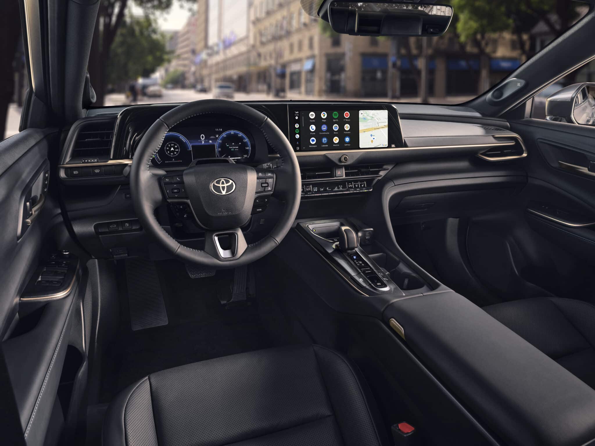 2025 Toyota Crown scaled