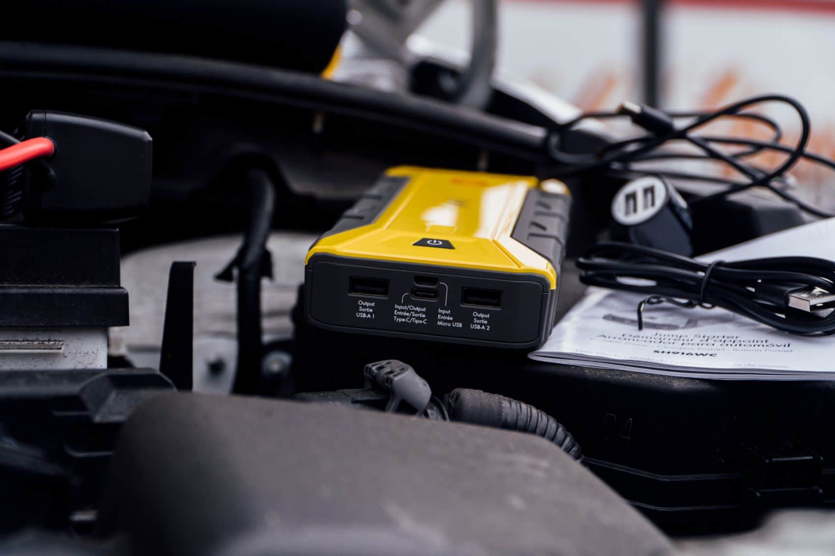 Shell 1200A Portable Jump Starter 16